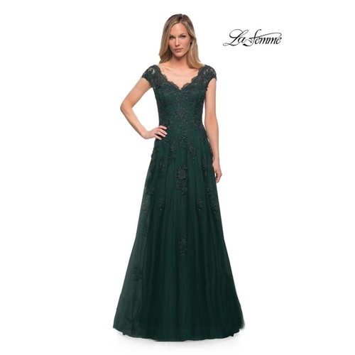 Nwt femme embroidered ball - la,