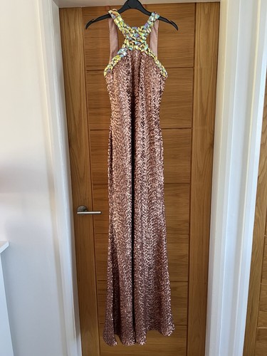 Femme ball gown - ball,